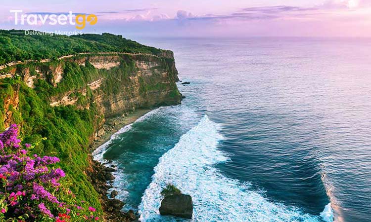 GLIMPES OF BALI