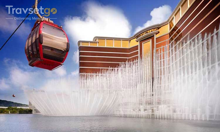 HONG KONG AND MACAO-EXTRAVAGANZA