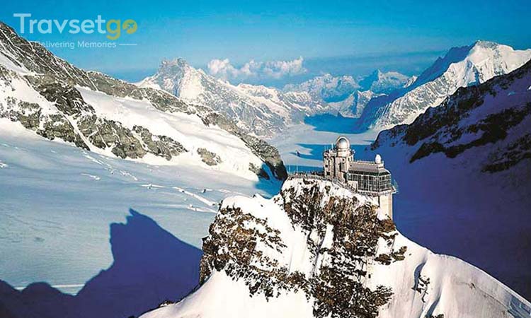 Experience Paris with Swiss